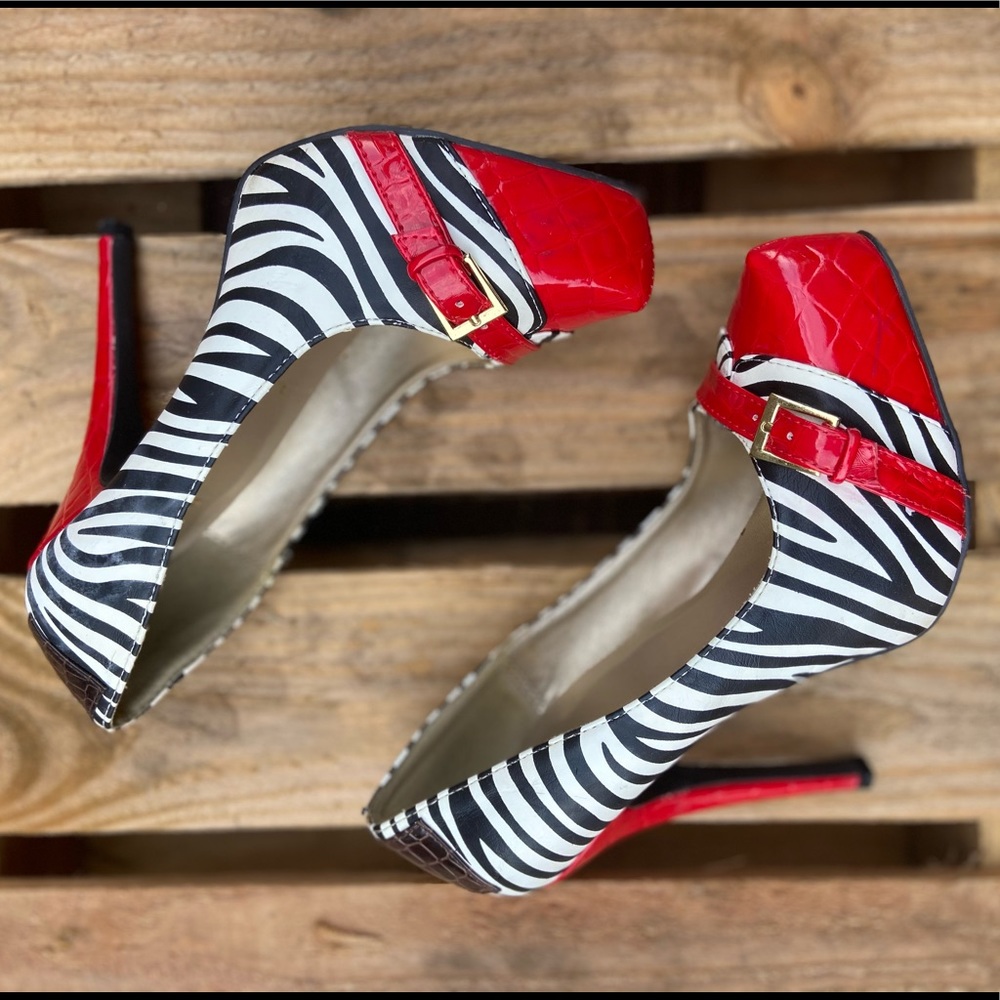 MAKE A STATEMENT, Qupid Zebra Print Heels
